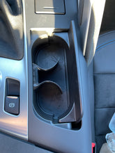 Load image into Gallery viewer, C7 Corvette Cupholder Flexible Divider